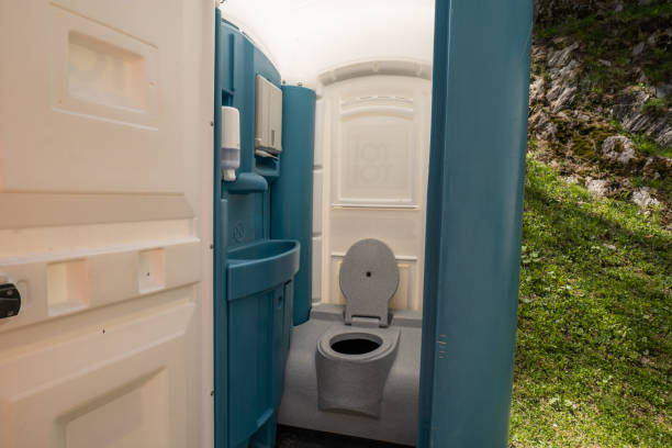 Portable Toilet Options We Offer in Clyde, TX