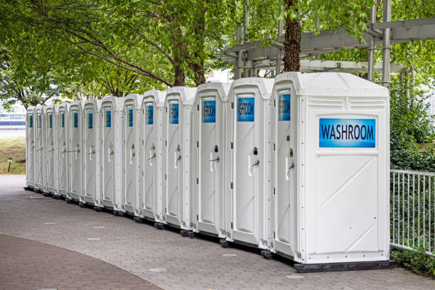 Porta potty delivery and setup in Clyde, TX